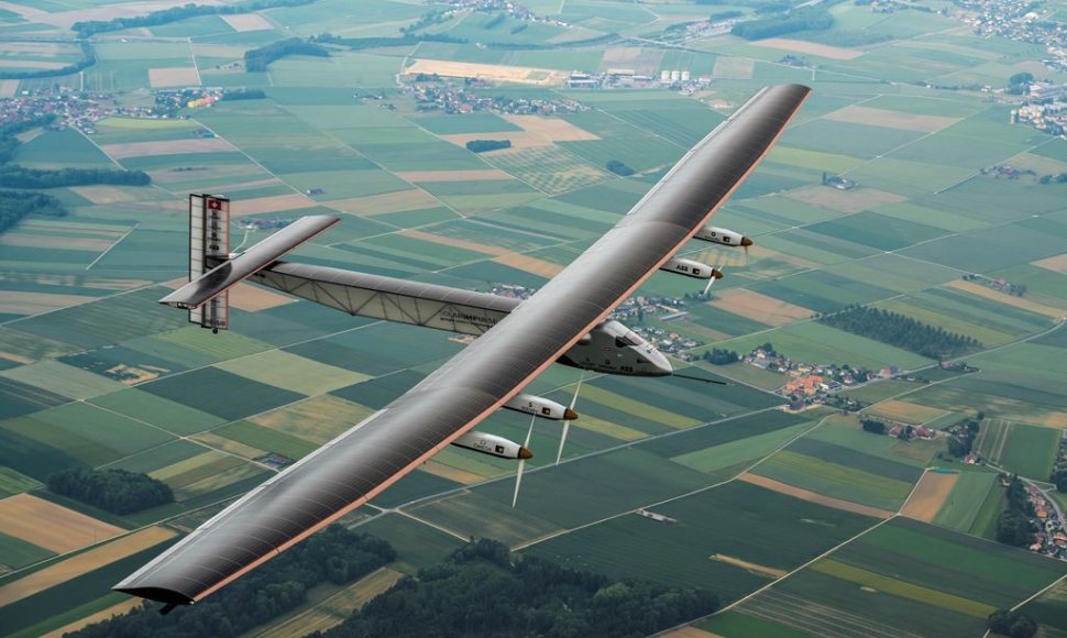 Pirmasis naujojo Solar Impulse skrydis