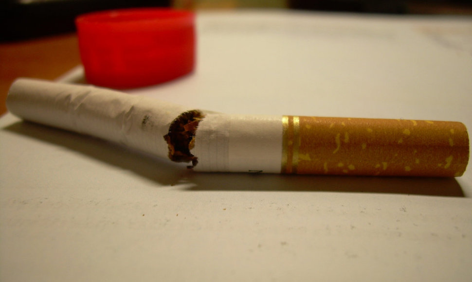 Cigarečių kontrabanda Anglijos lietuviams gali kainuoti laisvę.