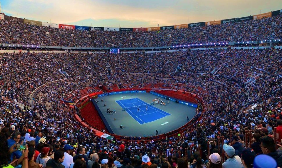 Užpildyta "Plaza de Toros" arena Meksike