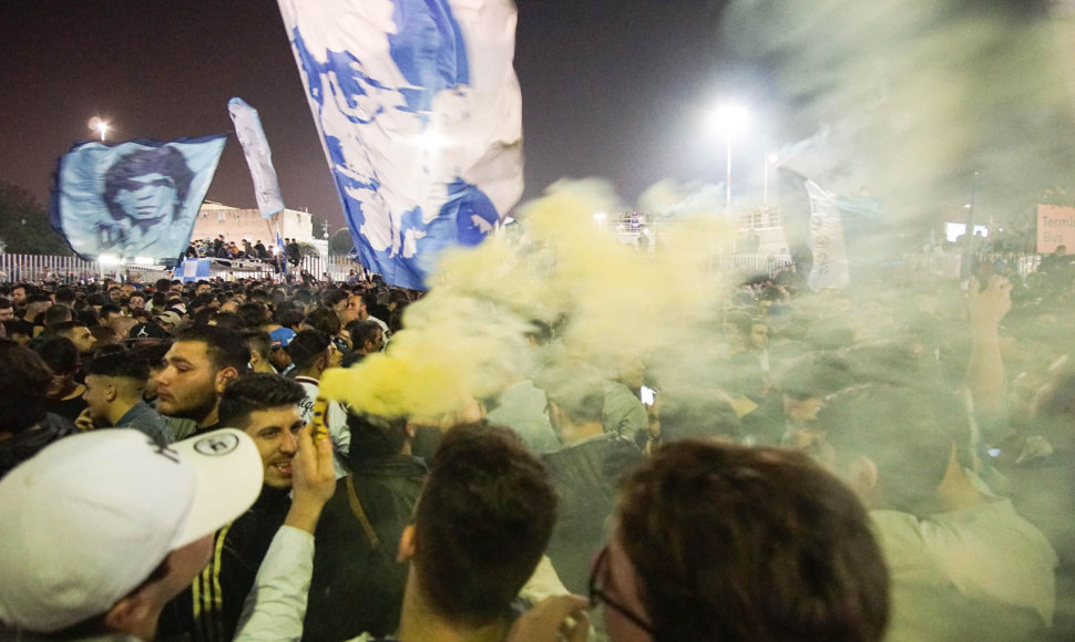 „Napoli“ sirgaliai gatvėse šventė pergalę prieš „Juventus“