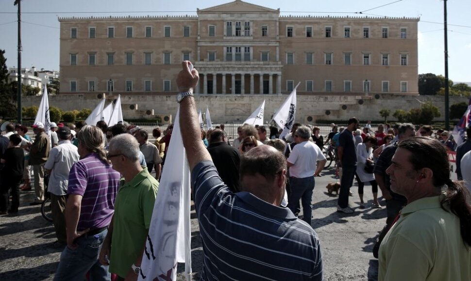 Protestuotojai prie Graikijos parlamento