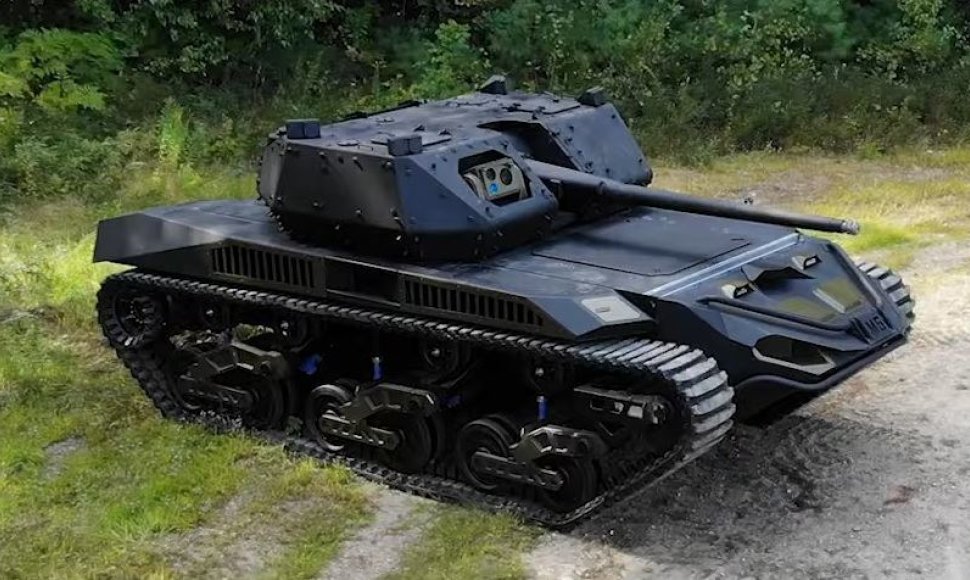„Textron Ripsaw M5“ robotas tankas