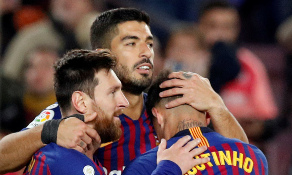 Lionelis Messi džiaugiasi dar vienu įvarčiu.