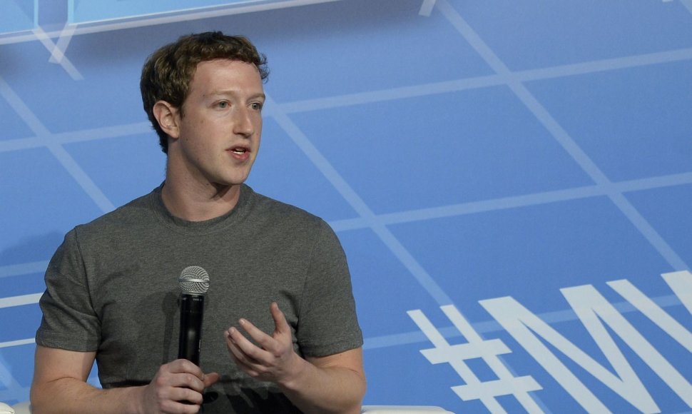 Markas Zuckerbergas technologijų parodoje MWC 2014
