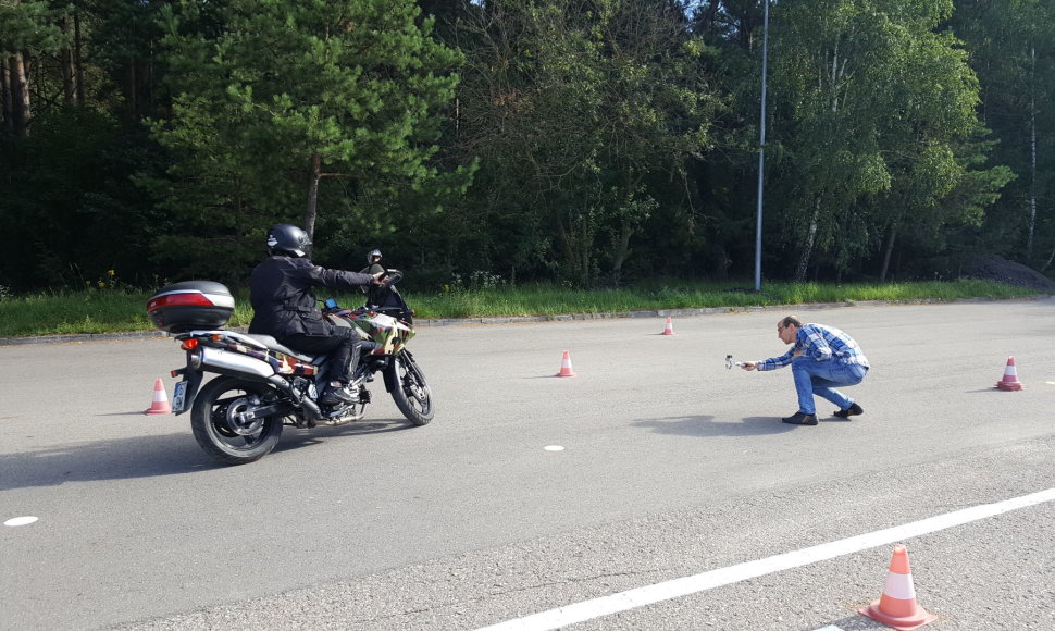  „Mototurizmo ralio“ daugkartiniai dalyviai, šių metų renginio ambasadoriai – Mindaugas Kazlauskas ir Henrikas Pupelis.