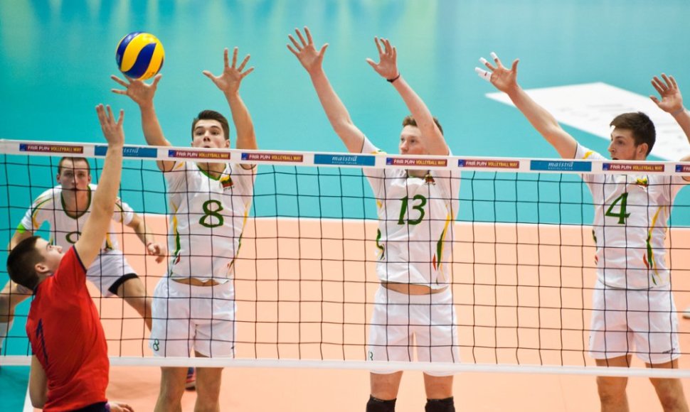 Lietuvos jaunieji tinklininkai Europos čempionate startavo pralaimėjimu