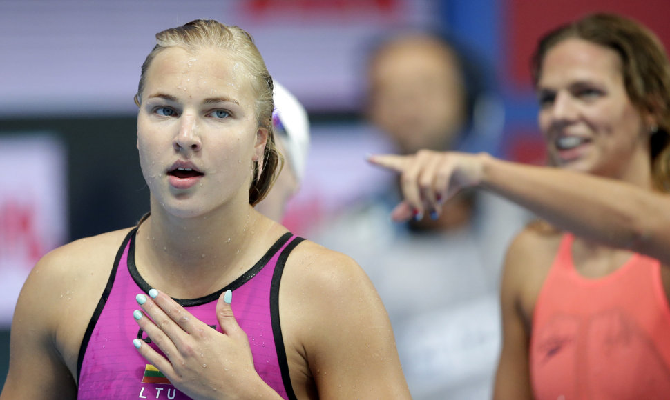 Rūta Meilutytė ir Julija Jefimova