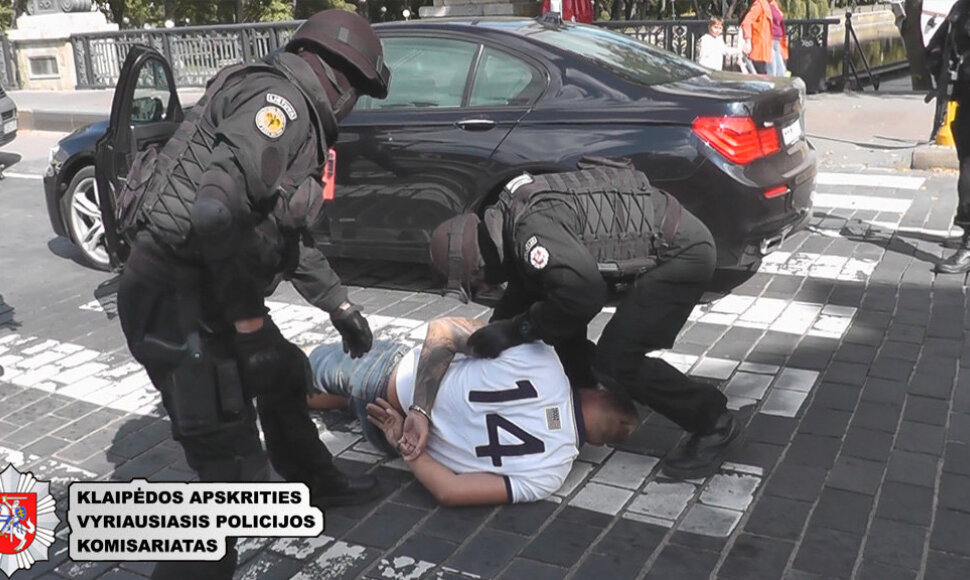 Per kratas policija rado įspūdingus kiekius kvai&scaron;alų