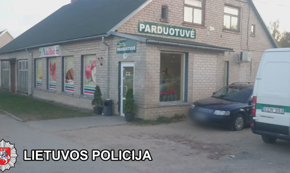 Apiplėšta parduotuvė