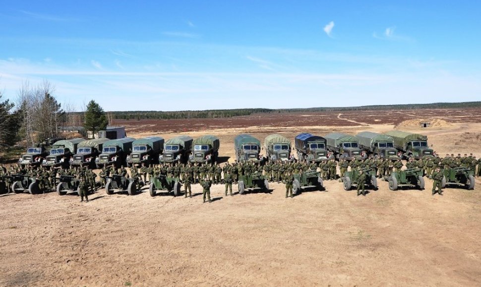 Lietuvos kariuomenė turi apie 40 daniškų 105 mm haubicų