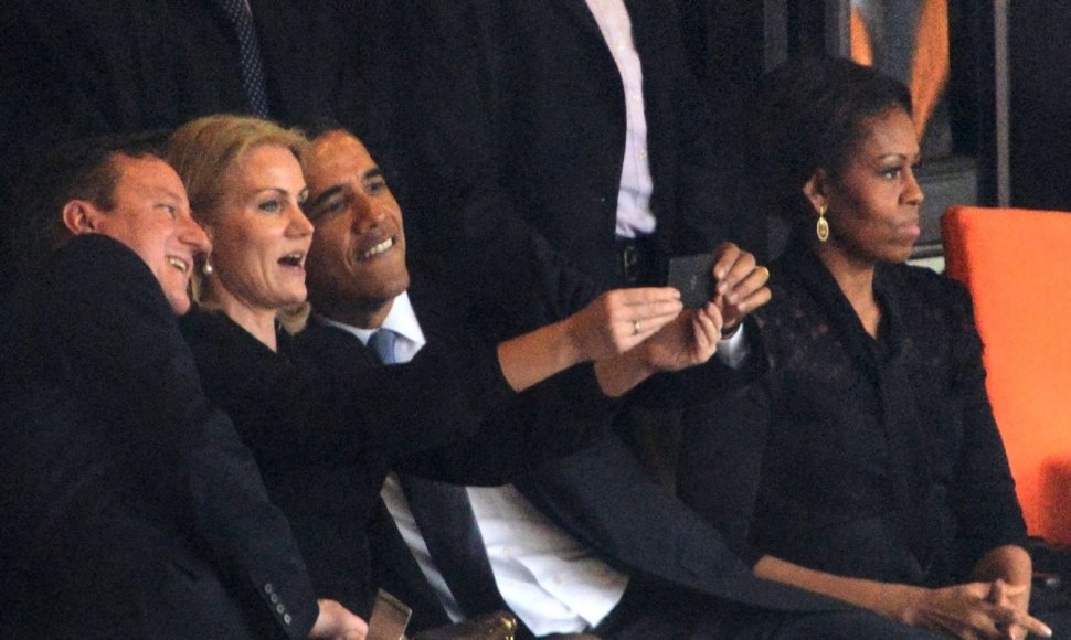 Barackas Obama, Davidas Cameronas ir Helle Thorning fotografuojasi