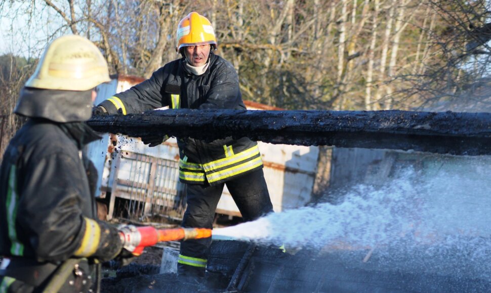 Gaisro vietoje Panevėžio rajone