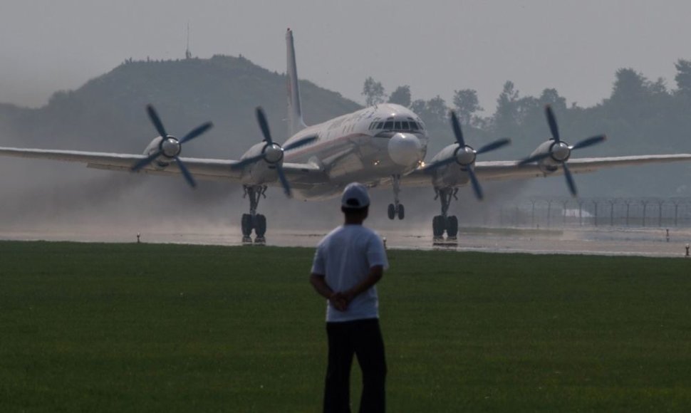 Lėktuvas  IL-18