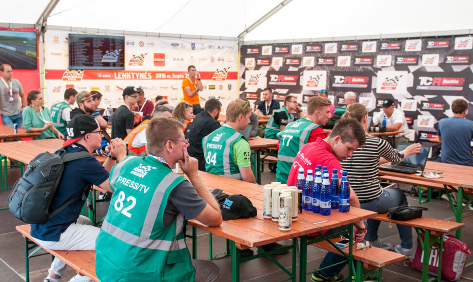 „ENEOS 1006 km“ lenktynių Press centras