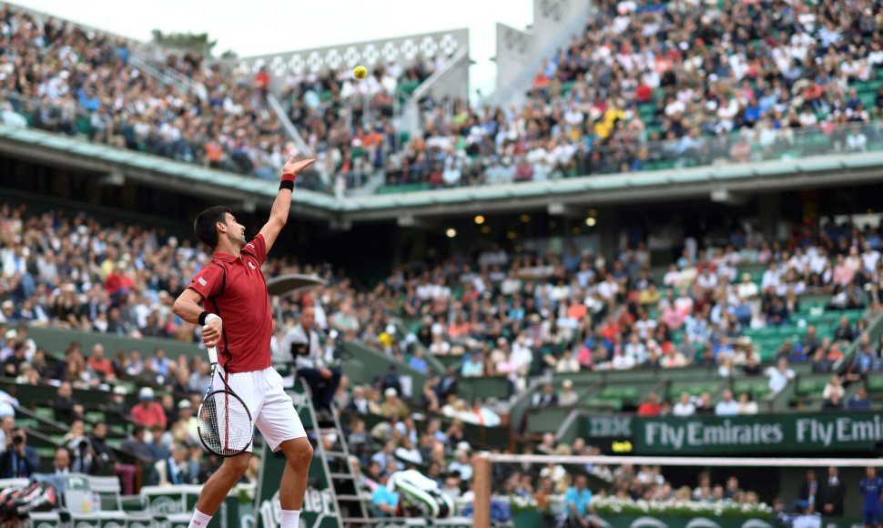 Novakas Džokovičius prieš Aljazą Bedene