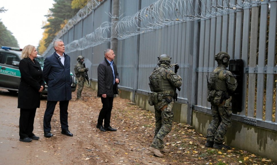 Lenkų ir vokiečių vidaus reikalų ministrai prie sienos su Baltarusija / Agnieszka Sadowska / Agencja Wyb / via REUTERS