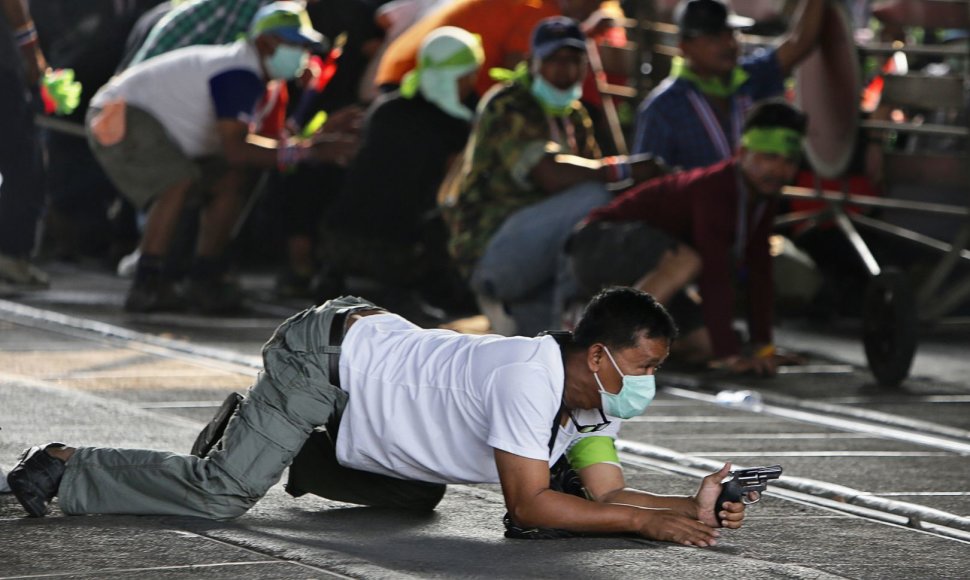 Tailande prieš rinkimus – dideli neramumai, yra sužeistų 2014 m. vasario 01 d. 