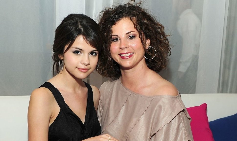 Selena Gomez su mama Mandy Teefey