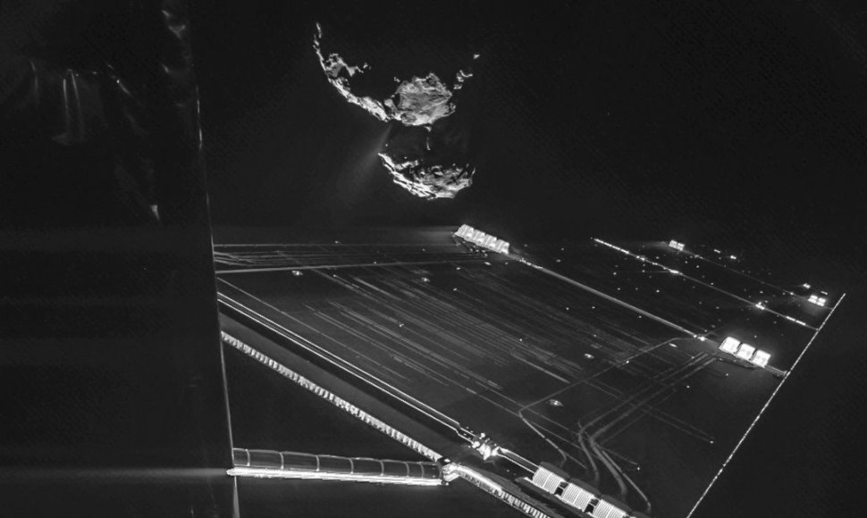 ESA ekspertai leido pradėti istorinį zondo nusileidimą ant kometos branduolio