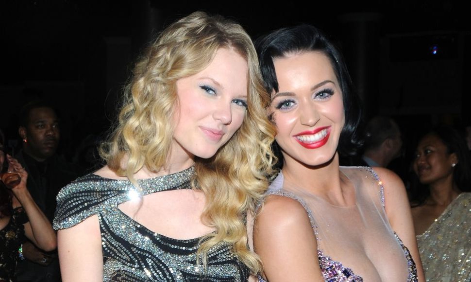 Taylor Swift ir Katy Perry 2009-aisiais