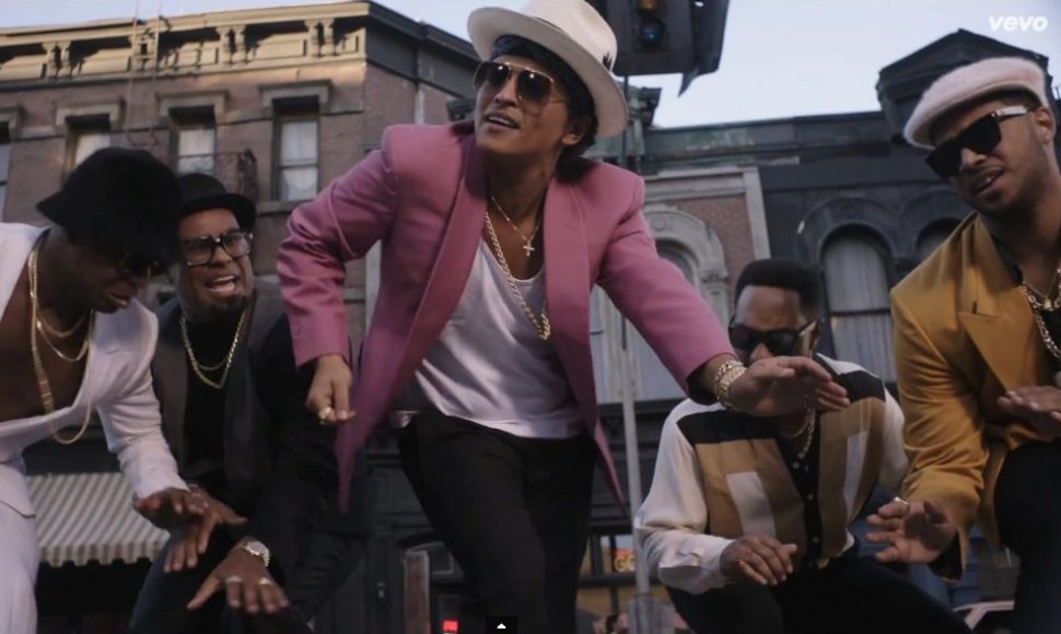 Bruno Marsas dainos „Uptown Funk“ vaizdo klipe