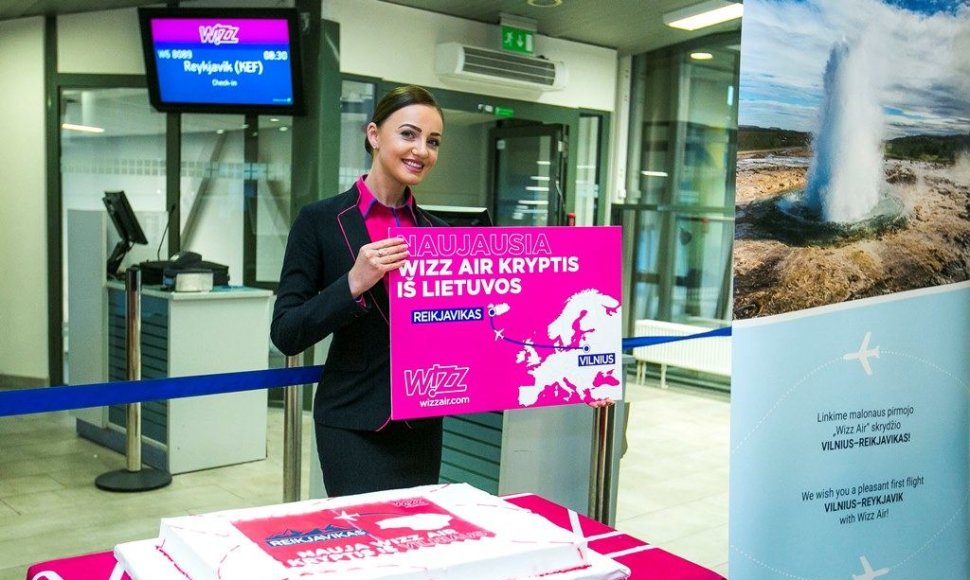 „Wizz Air“ pradėjo ilgai lauktą skrydžių kryptį į Reikjaviką