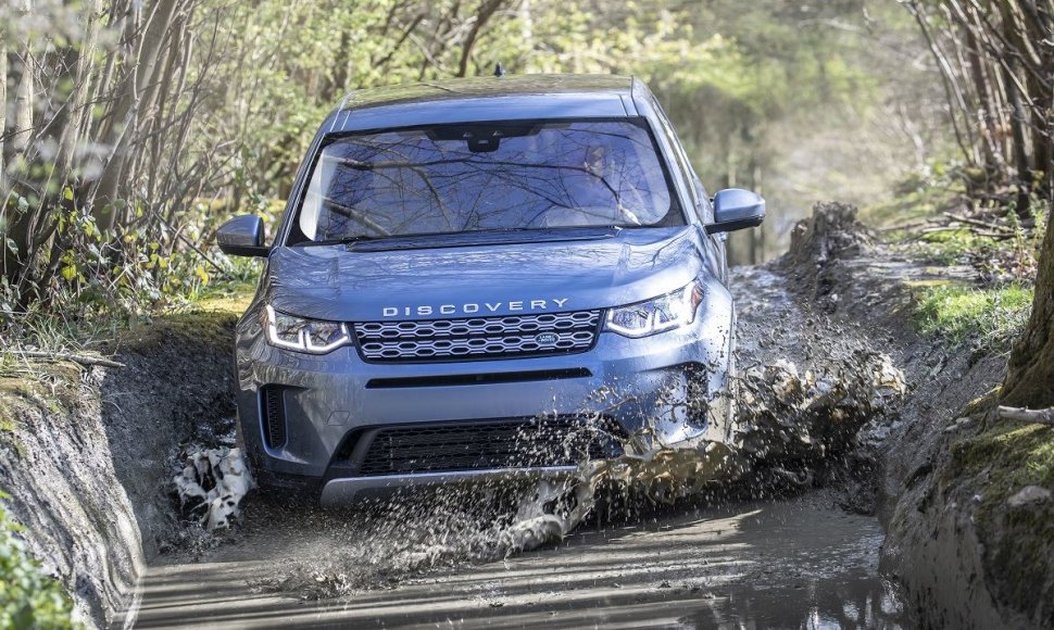 Atnaujintas „Land Rover Discovery Sport“