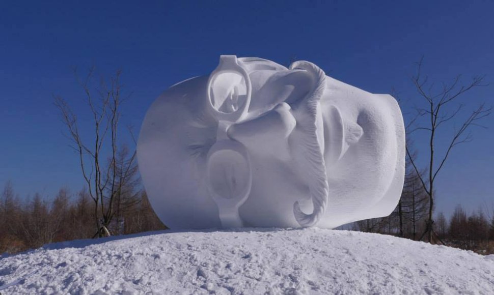 Kinijoje tirpsta Martyno Gaubo ir dar dviejų skulptorių iš Lietuvos ūsuota galva