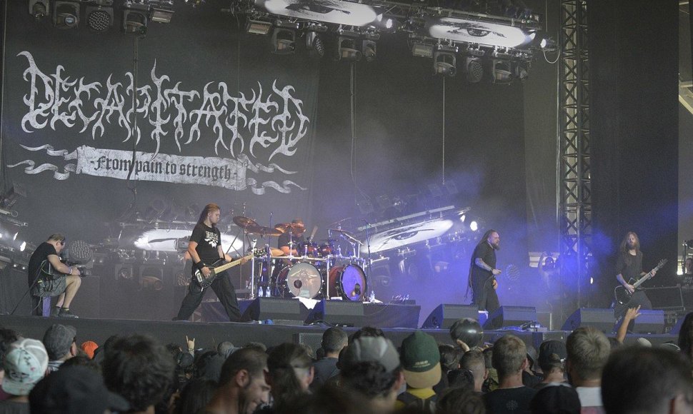 Grupė „Decapitated“ koncerte