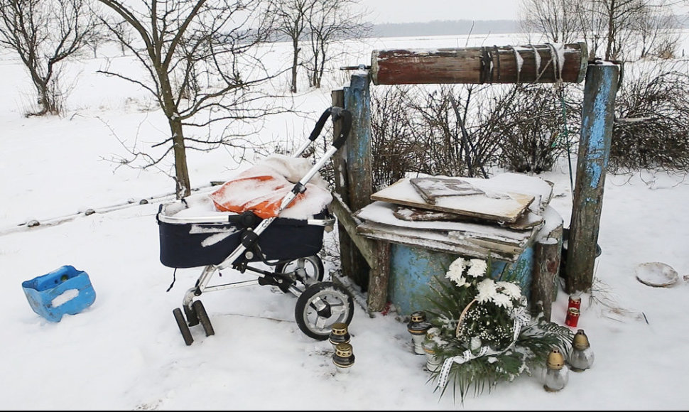 Saviečių kaimo namas, kuriame įvyko tragedija