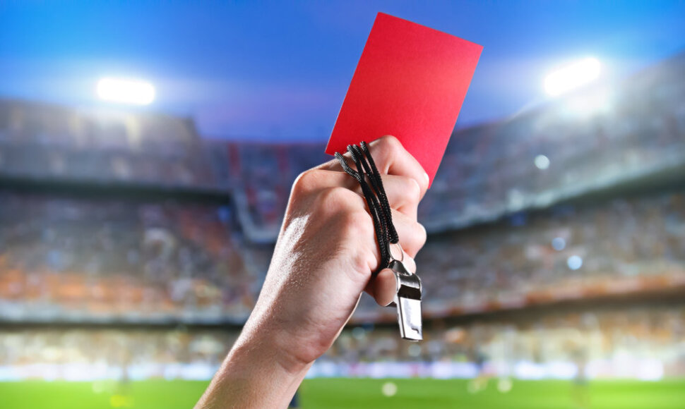 Raudona kortelė