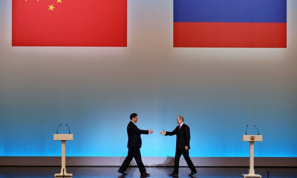 Kinijos prezidentas Xi Jinpingas ir Rusijos prezidentas Vladimiras Putinas