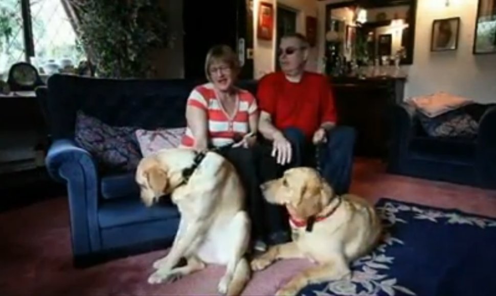 Claire Johnson ir Markas Gaffey su savo šunimis