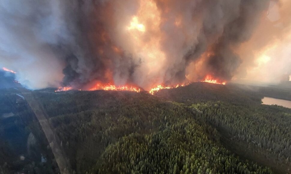 Gaisrai Manitoboje, Kanada / Reuters