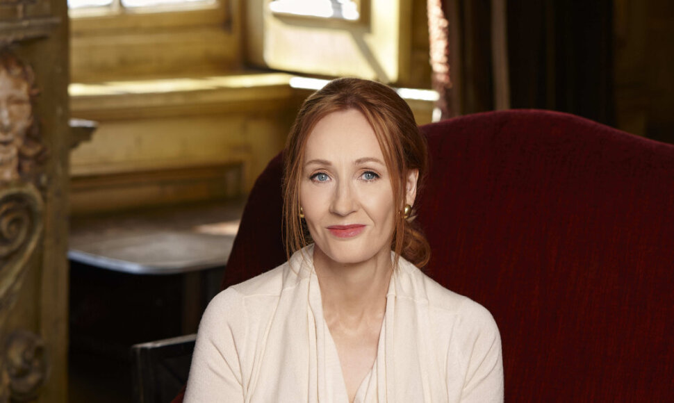 J. K. Rowling / Debra Hurford Brown nuotr.