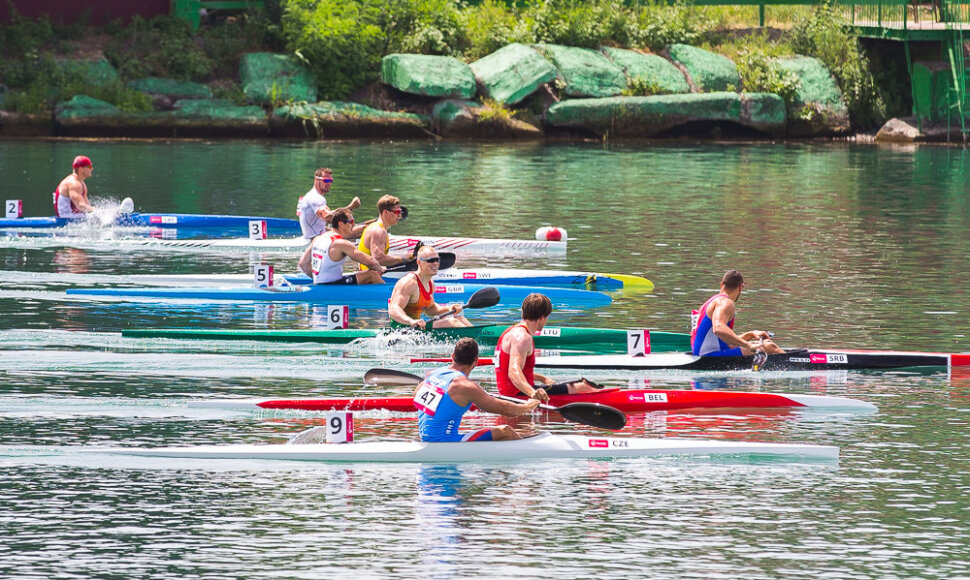 Baidarių ir kanojų finalai