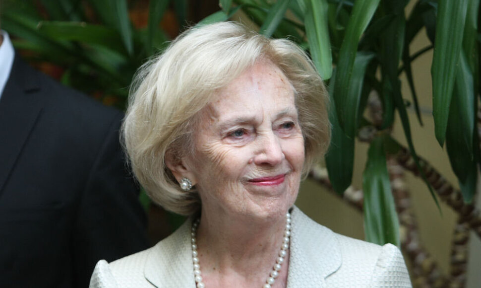 Alma Adamkienė