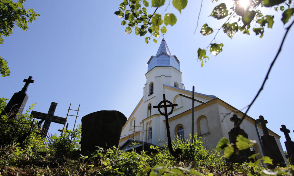 Lapių bažnyčia