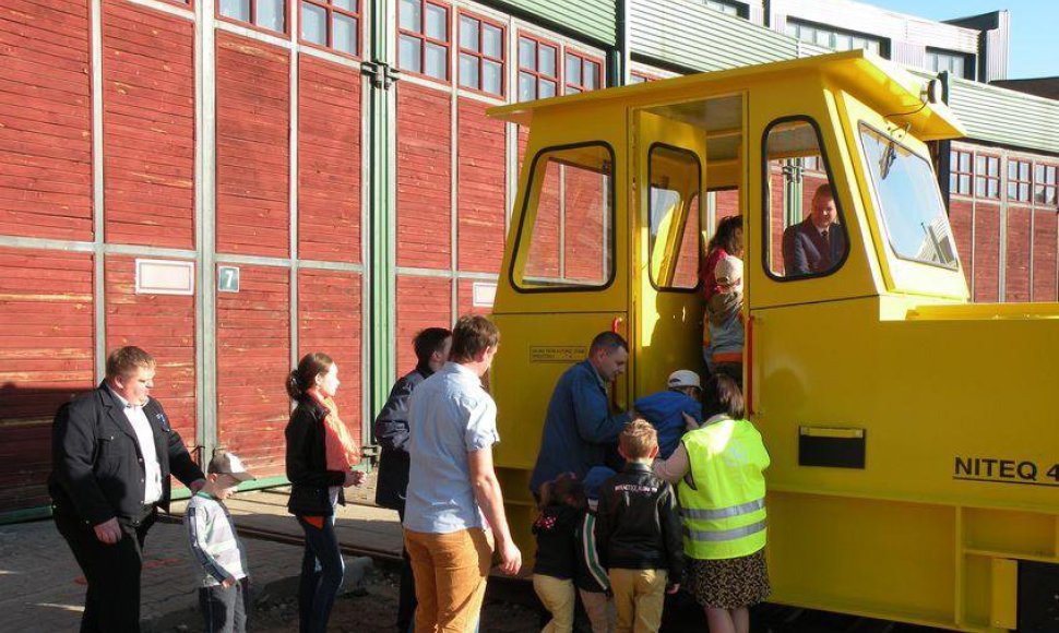 „Lietuvos geležinkeliai“ skelbia atvirų durų dienas