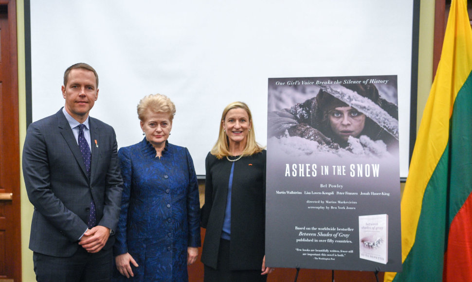 Dalia Grybauskaitė dalyvavo filmo „Tarp pilkų debesų“ pristatyme Jungtinių Valstijų Kapitolijuje
