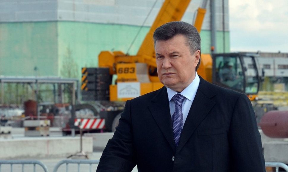 Ukrainos prezidentas Viktoras Janukovyčius prie Černobylio atominės elektrinės