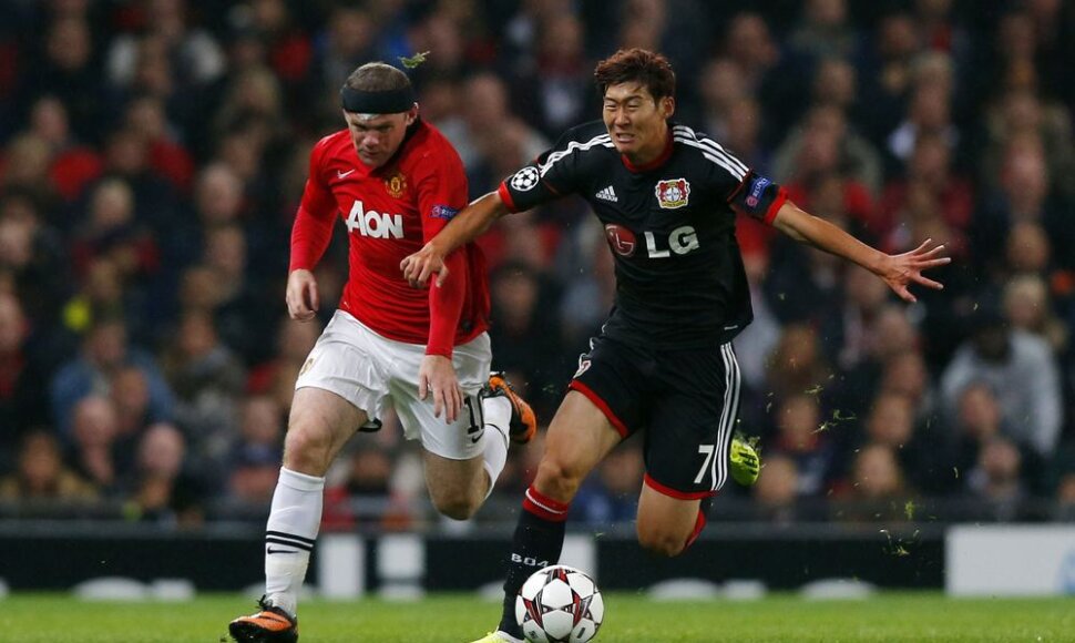 Wayne'as Rooney ir Sonas Heung-Minas
