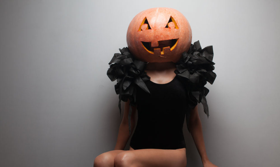 šskobtas moliūgas – Helovino simbolis. Ar įkomponuosite jį į savo kostiumą?
