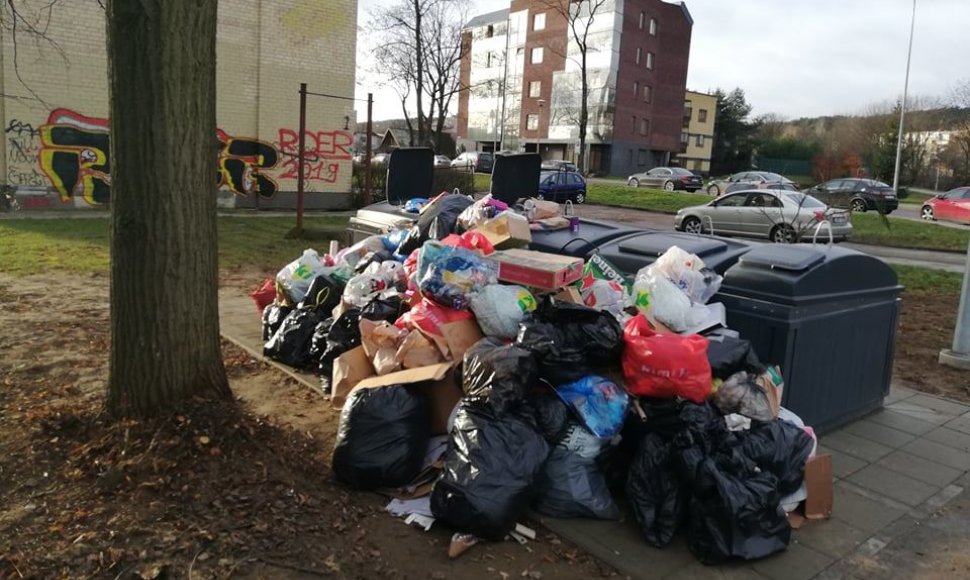 Šiukšlės Vilniaus Žvėryne ir Naujamiestyje