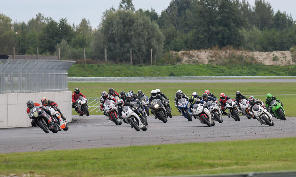&bdquo;Vrooam Oil Trophy 2016&ldquo;