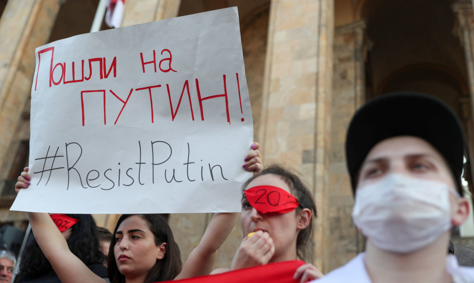Antra protestų Tbilisyje diena