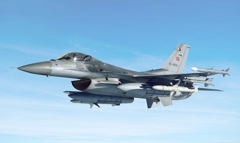 Turkijos naikintuvas F-16C