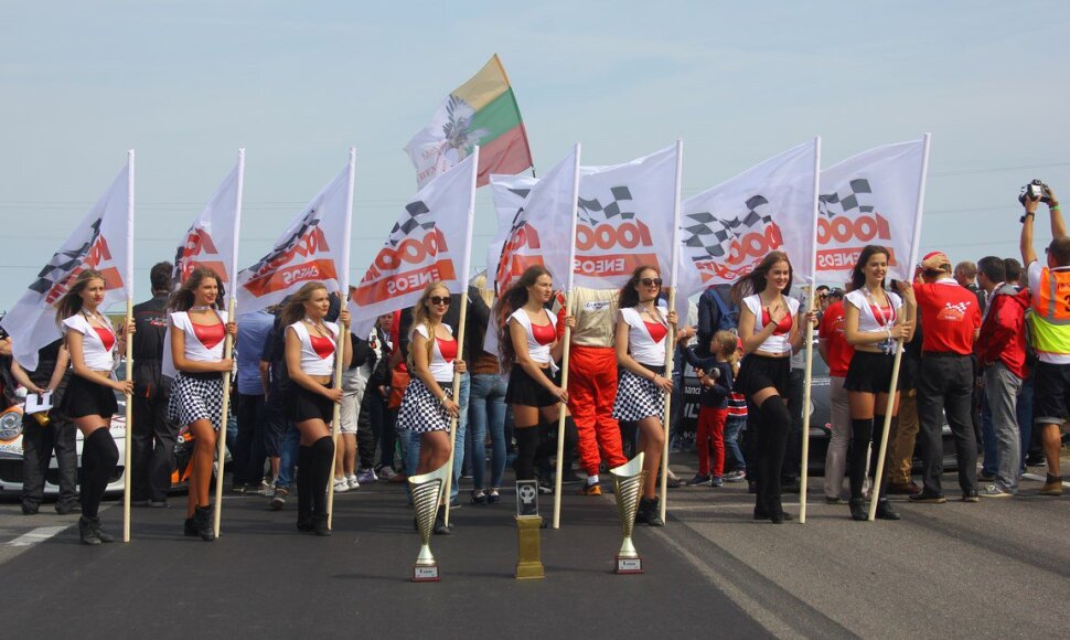 Lenktynių startas