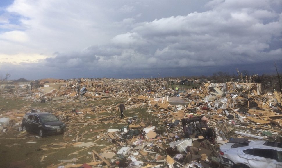 Tornado padariniai Ilinojaus valstijoje 