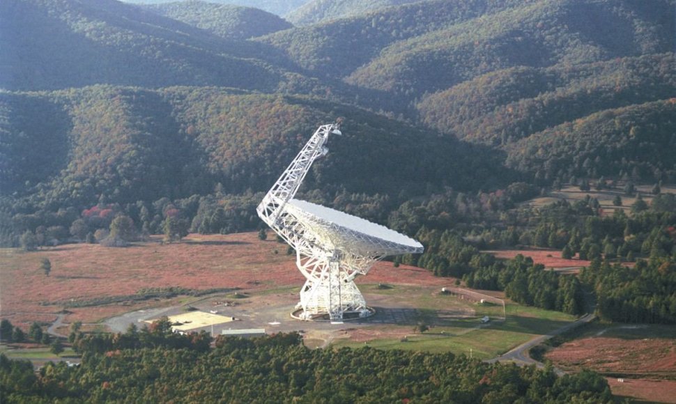 Grynbanko 100 m skersmens radijo teleskopas